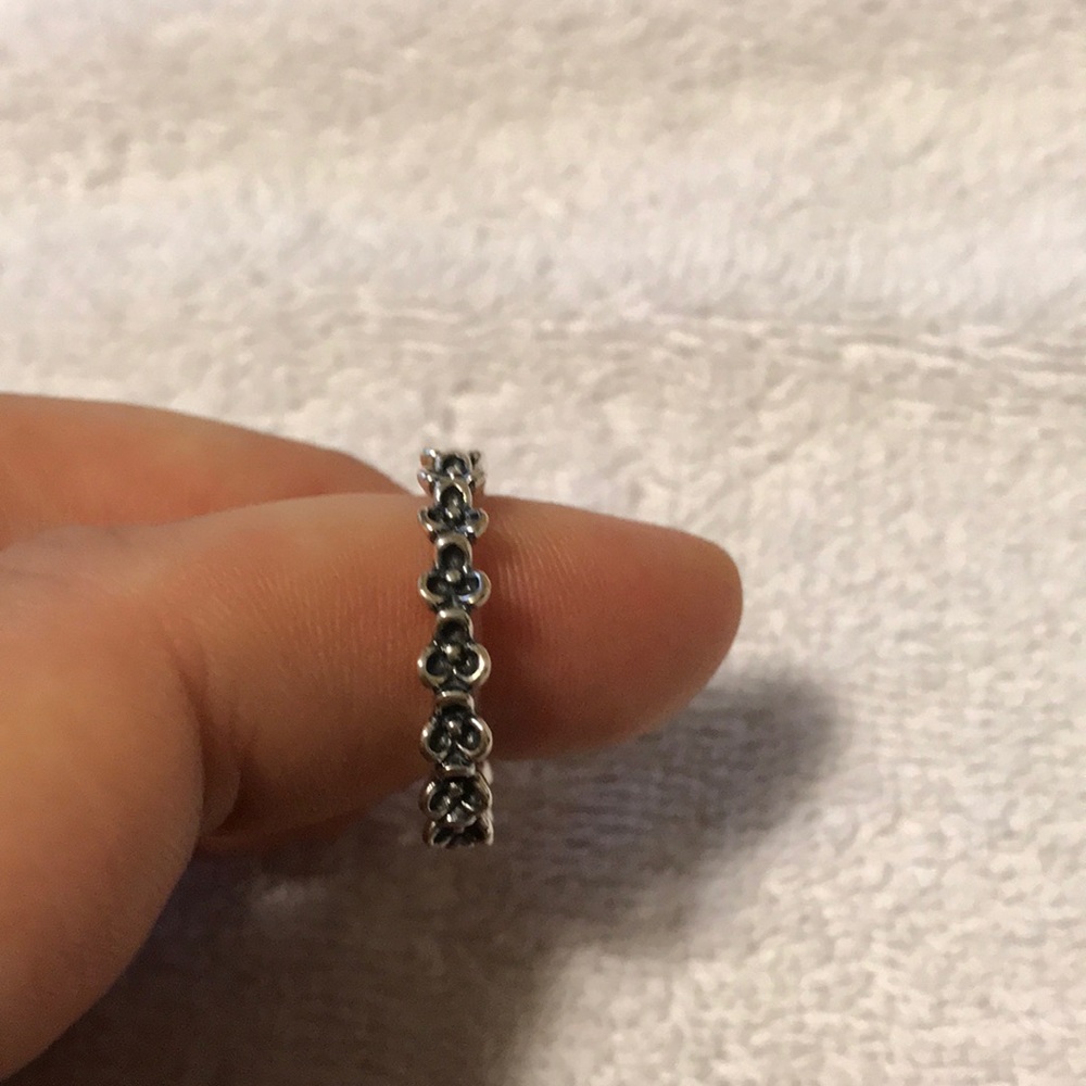 Pandora ring